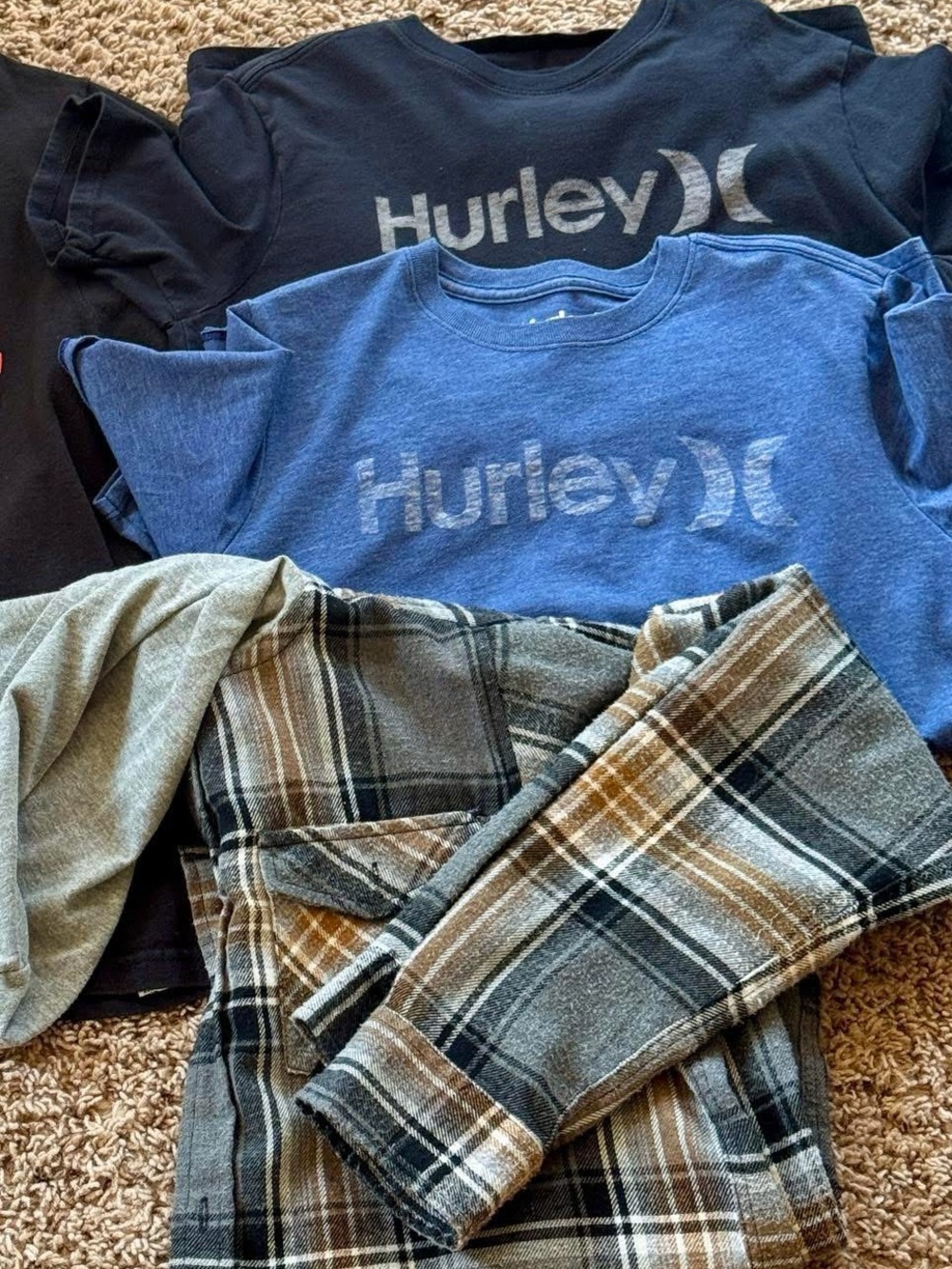 Boys Medium Bundle - Picture 2 of 3